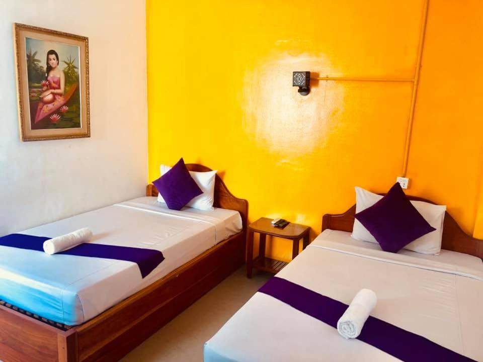 Route 66 Music Restaurant & Hostel Siem Reap Exterior foto